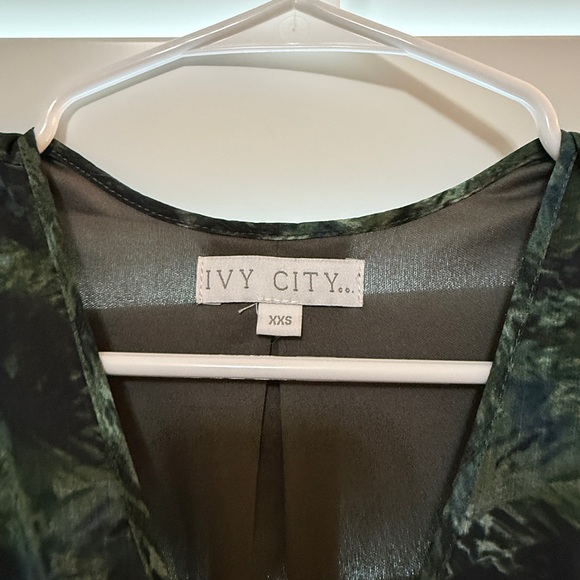 Ivy City Co Green Watercolor Maxi Dress Size XXS - Picture 4 of 5